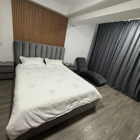 Апартаменты Garsoniera De Lux Cu Balcon