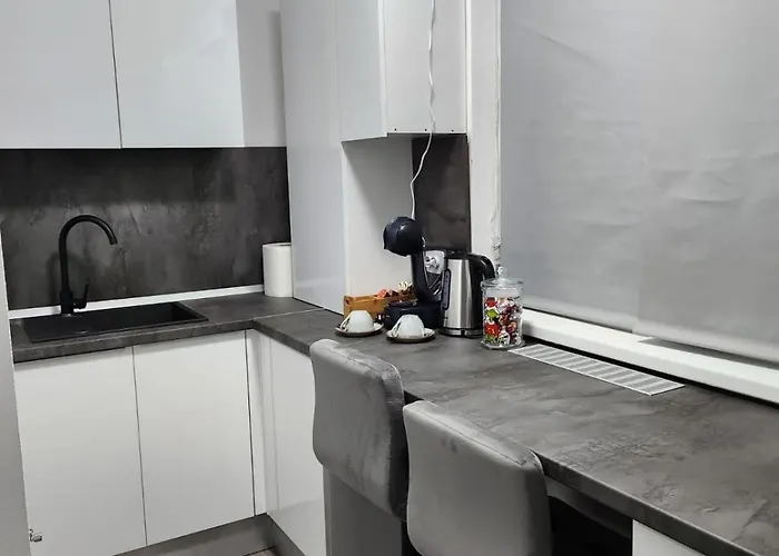 Garsoniera De Lux Cu Balcon Крайова